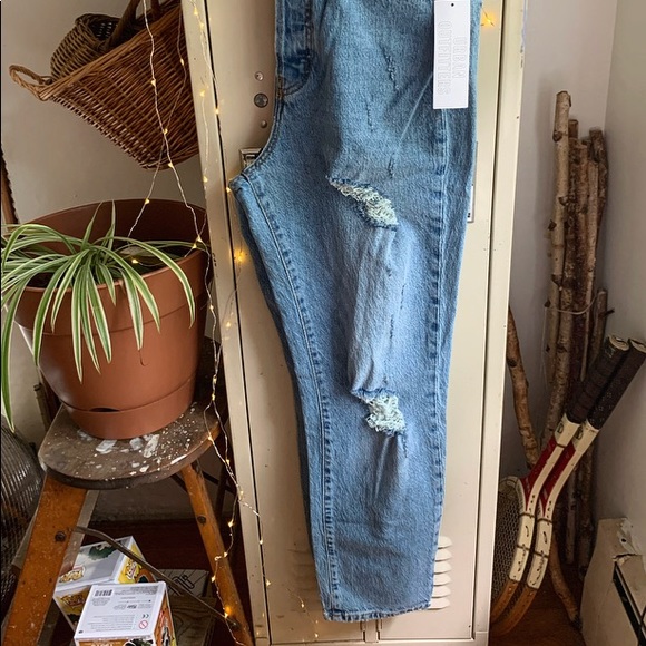 BDG High Waisted Skinny Straight Jean-Distressed - Picture 5 of 13